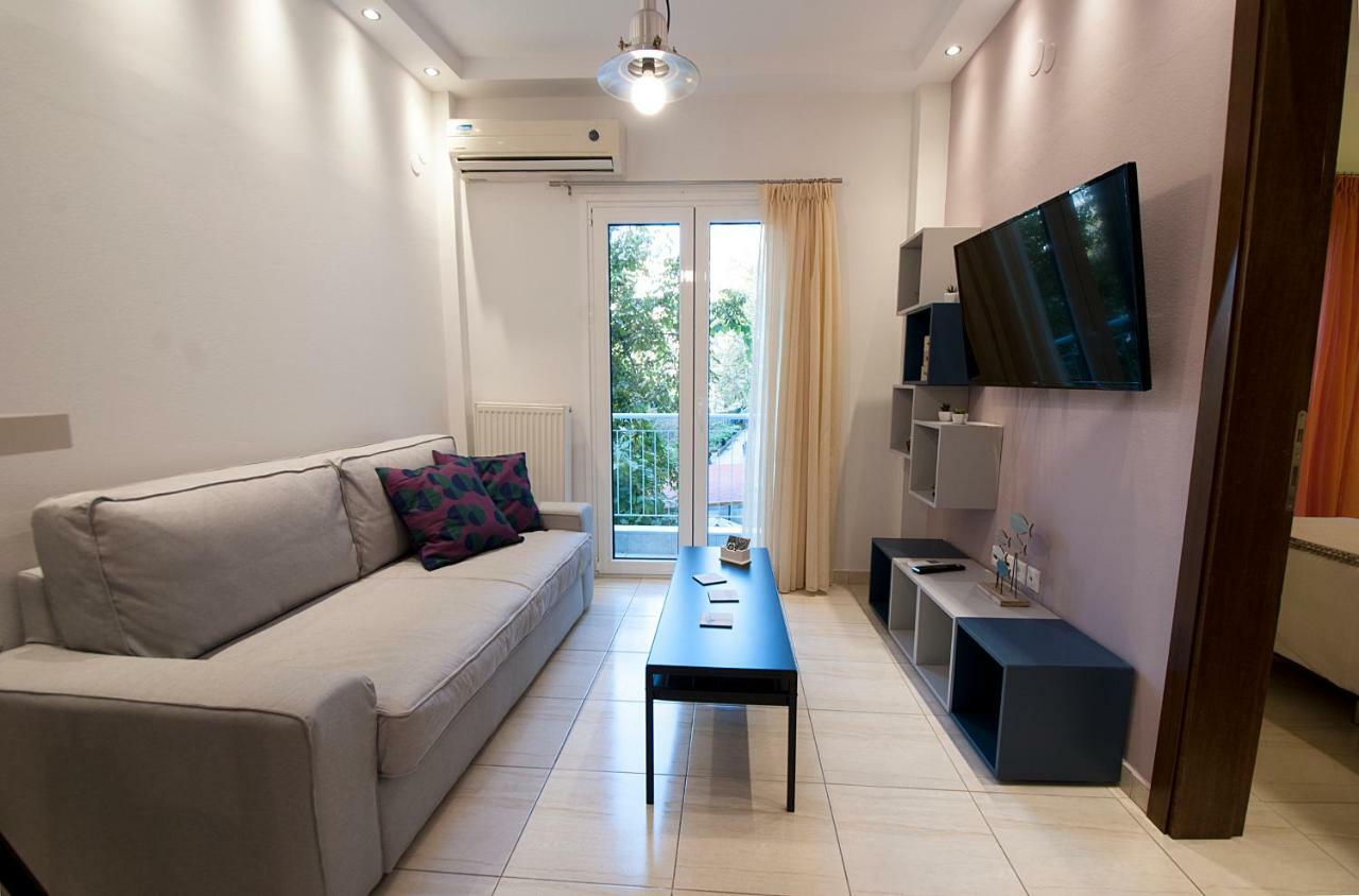 Smart Living Flat, Melenikou Apartment Солун Екстериор снимка